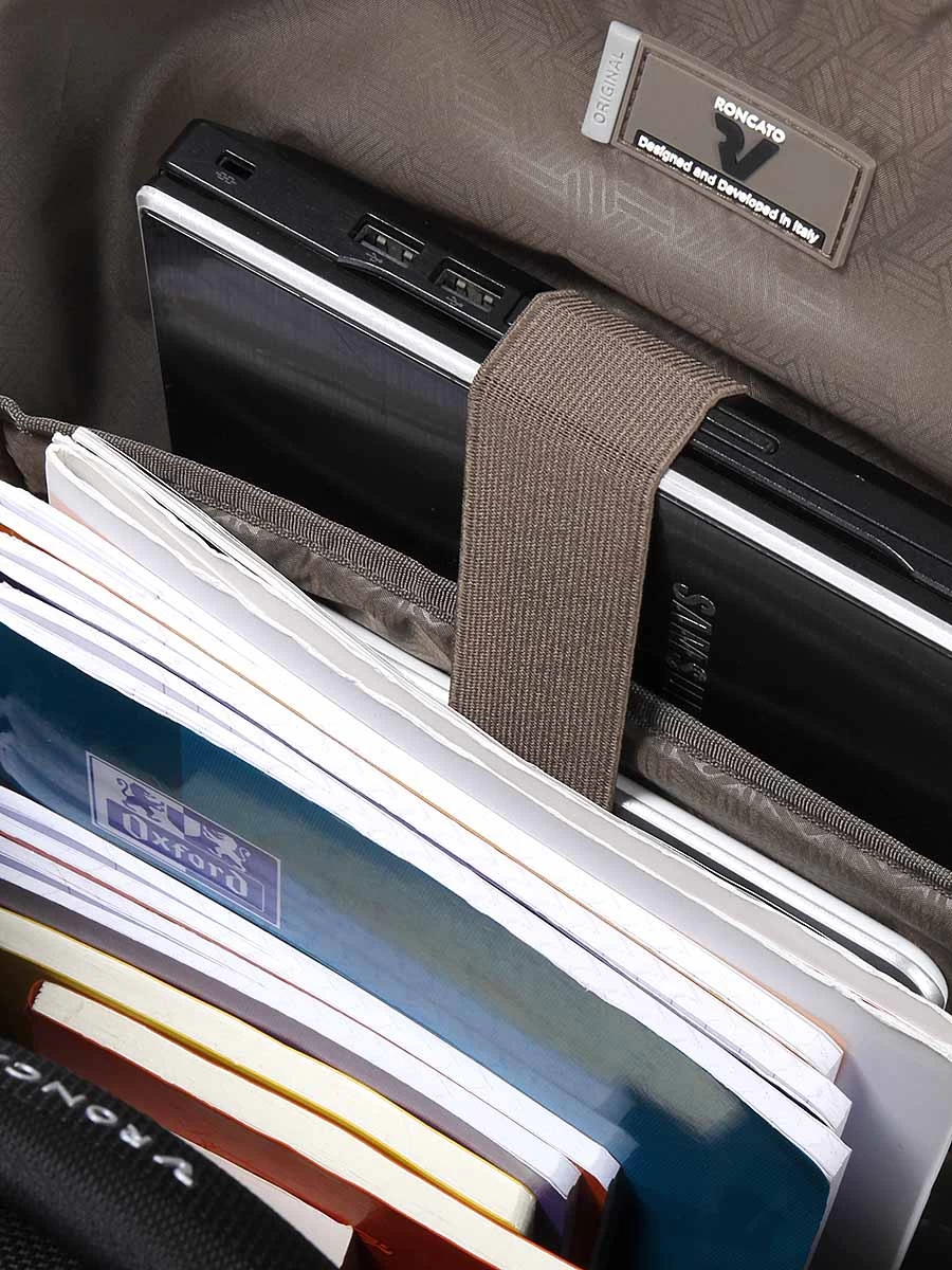 Sac à Dos Ordinateur à Roulettes Roncato Joy M 15.6 Pouces 14 Sac à Dos Ordinateur à Roulettes Roncato Joy M 15.6 Pouces – Image 12